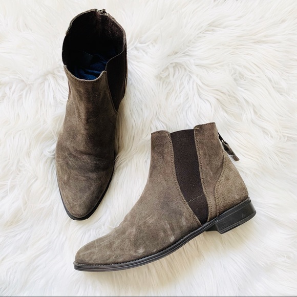 dark olive chelsea boots